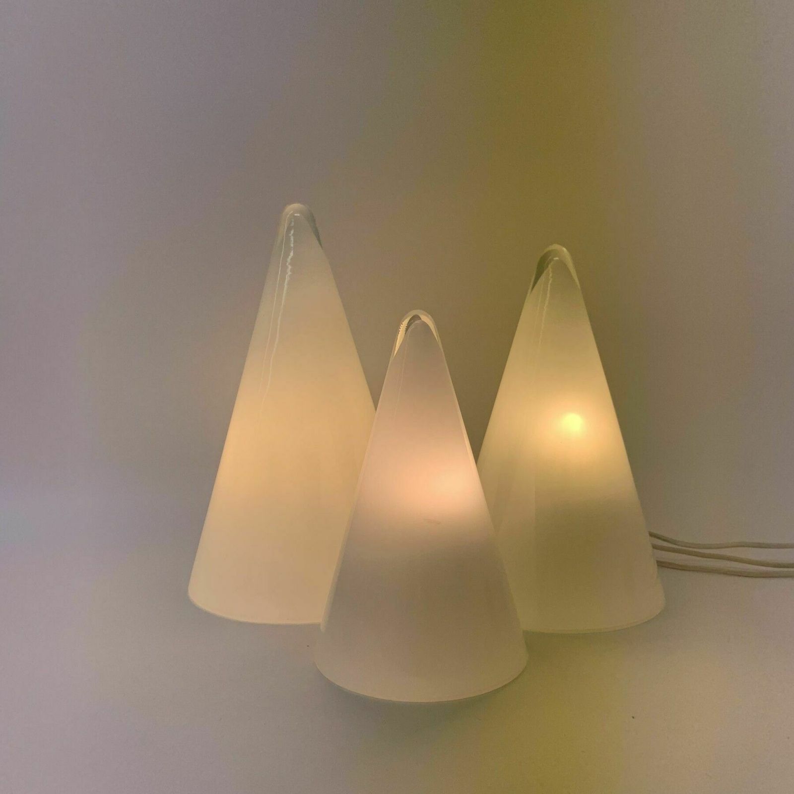 Set Van 3 Sce Teepee Tafellampjes, Jaren 1970, Frankrijk photo furniture