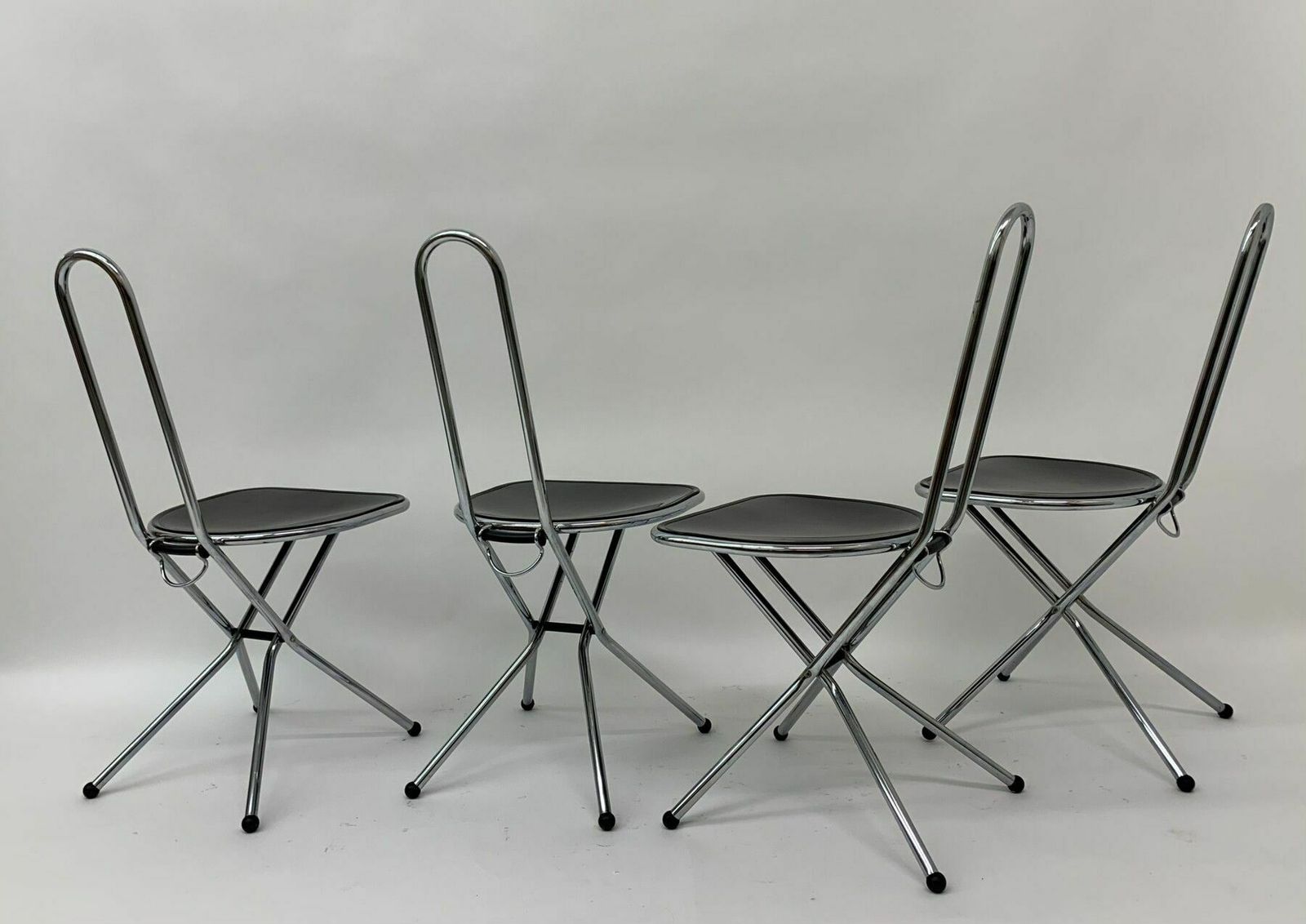 Vintage Eetkamerstoelen – Set Van Vier photo for sale
