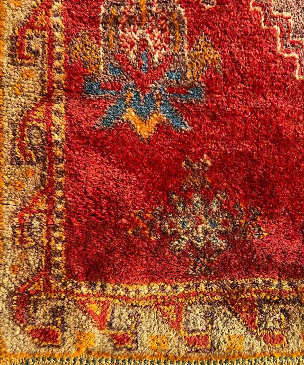 1980's. Vintage Handmade Moroccan Taznakht Rug, 205/115cm, Low Pile photo for sale