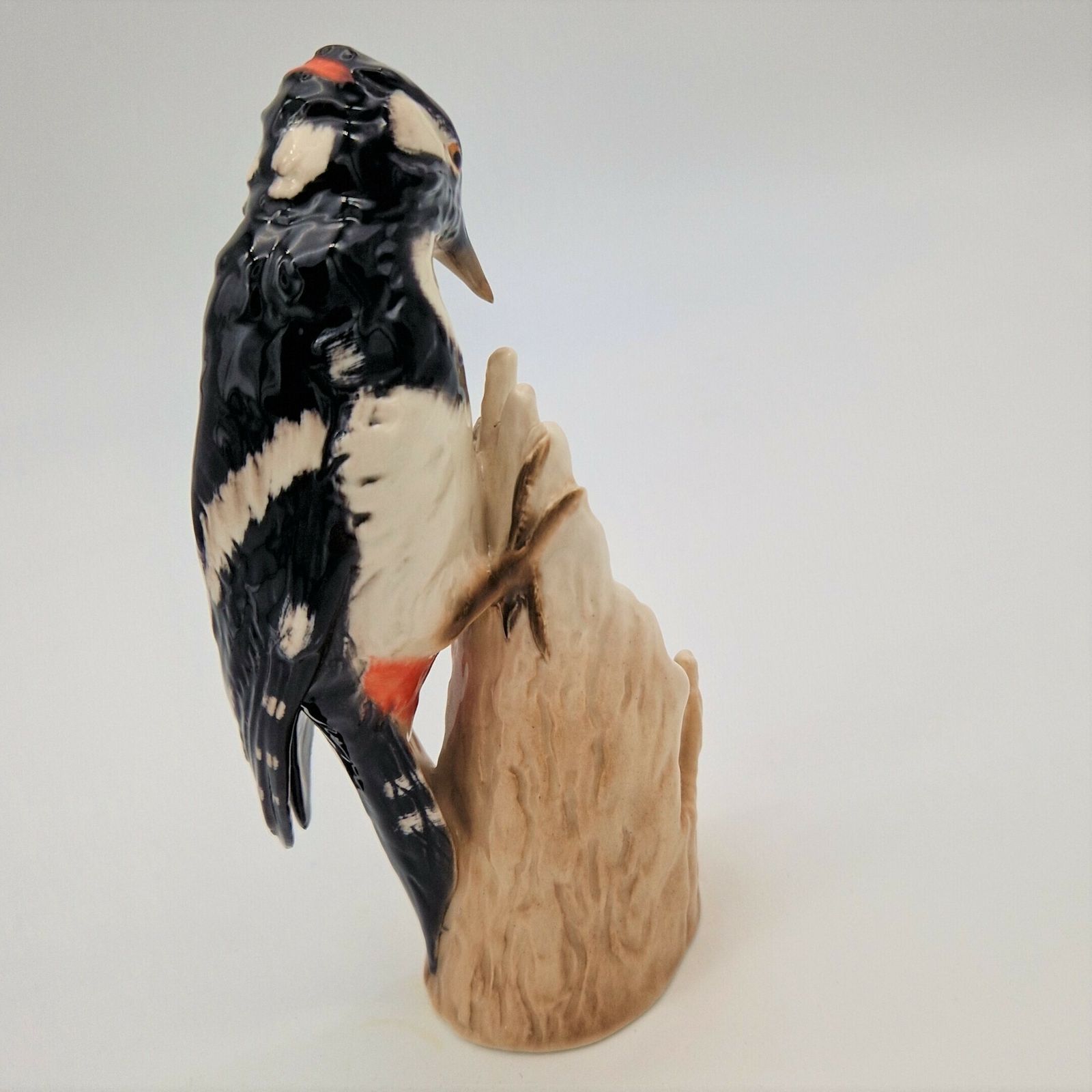 Porcelain Figure "Woodpecker" By Göbel. 1970   1975 photo vinterior