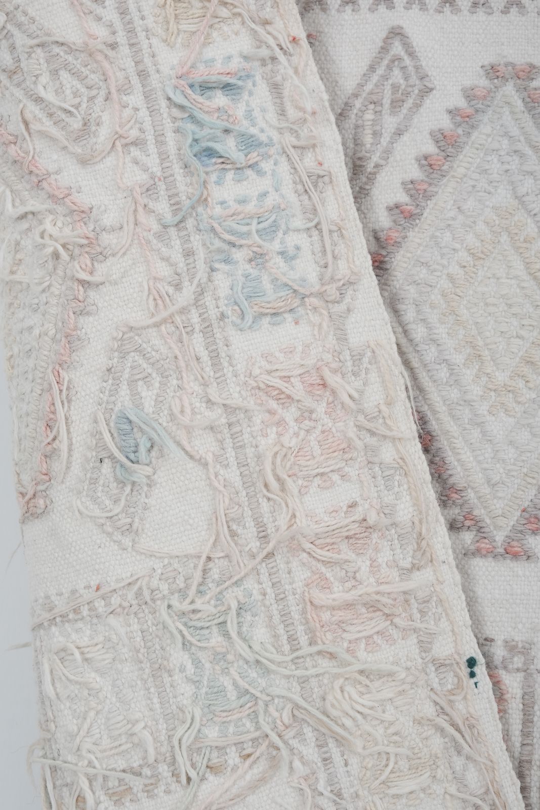 Turkish Faded Kilim Rug 4'1'' X 7'1'' photo 500.0