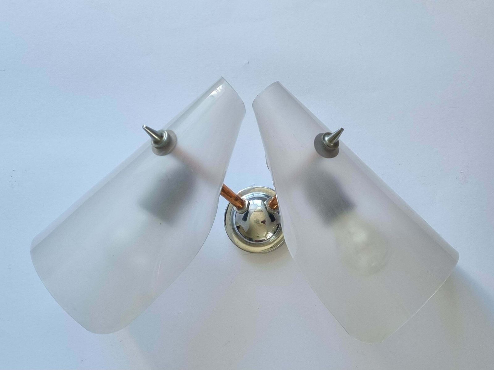 Large Midcentury Wall Lamp In Stilnovo Style, Italy, 1960s photo Lighting