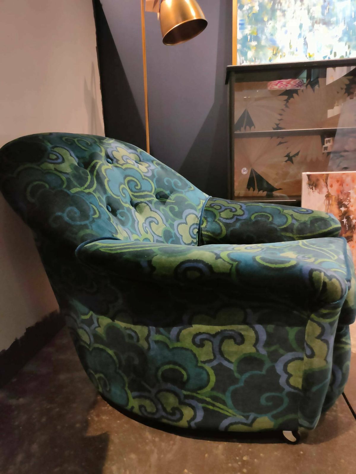 photo for sale Vintage 1970's Oyster Armchair
