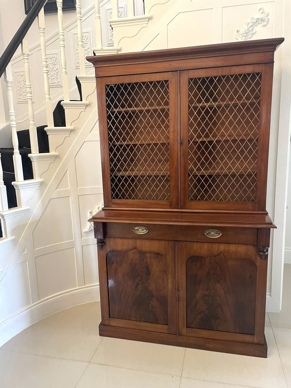 photo vinterior Quality Antique William IV Mahogany Bookcase