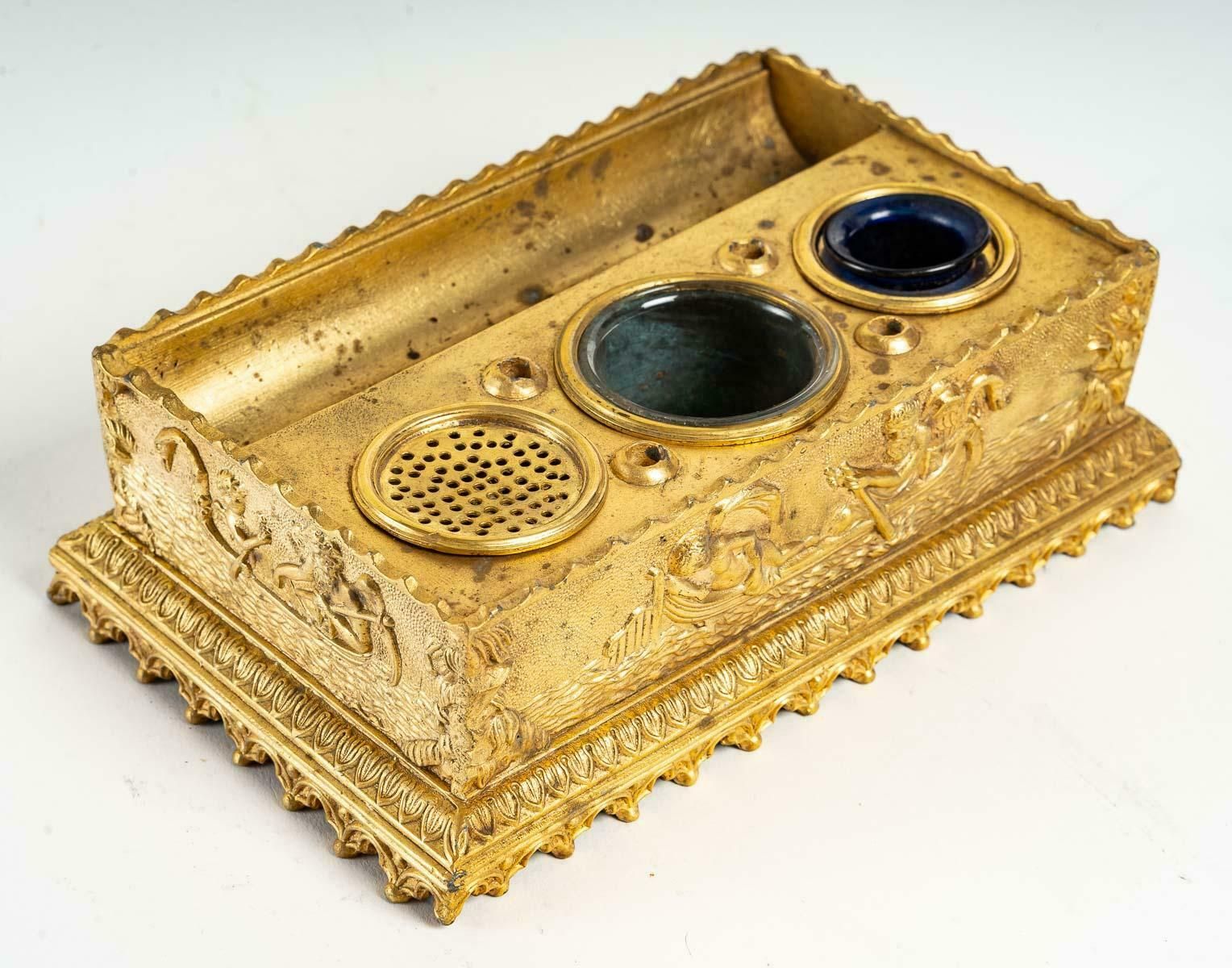 Nice Inkwell Of The 19th Century photo for sale