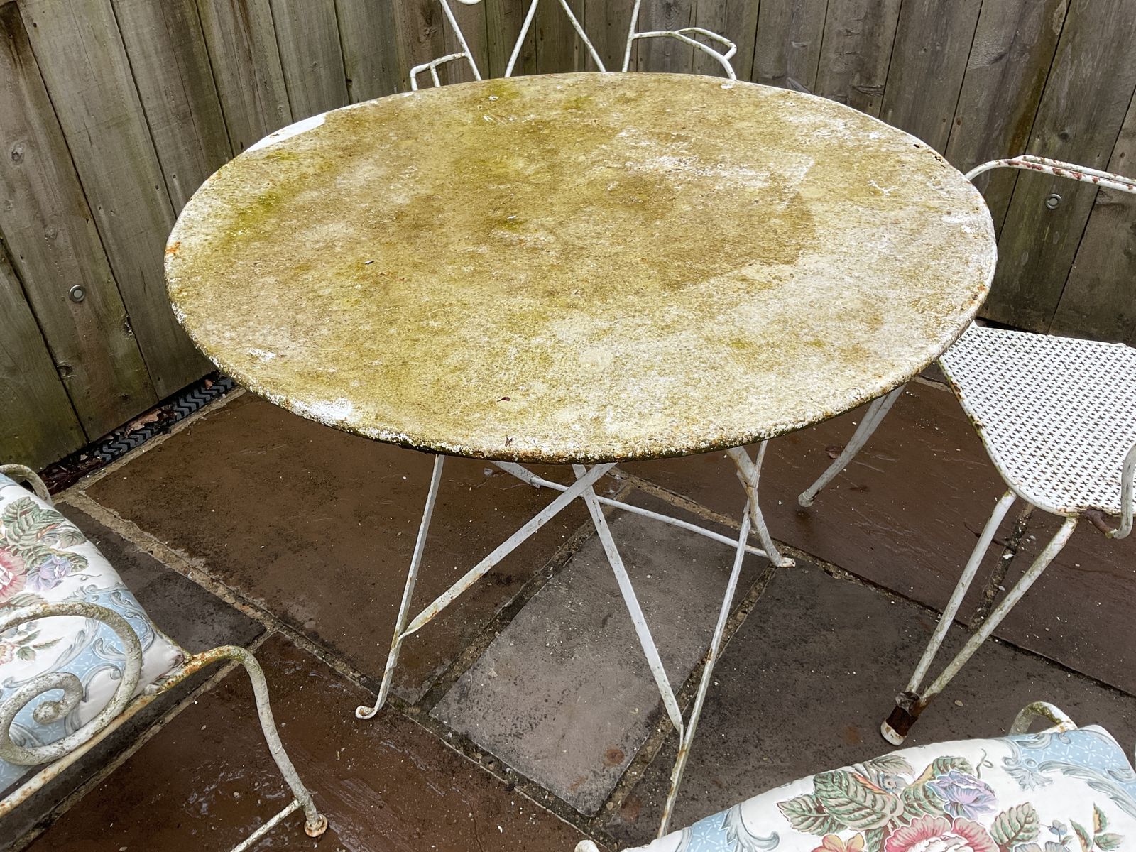 French Garden Table With Chairs