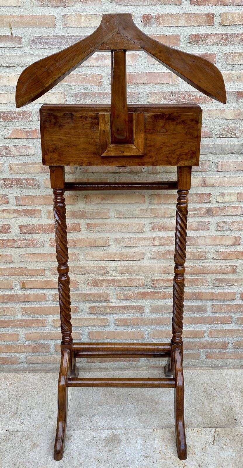 Mid Century Gentlemen Valet Parking With Two Drawers, 1950s photo Furniture