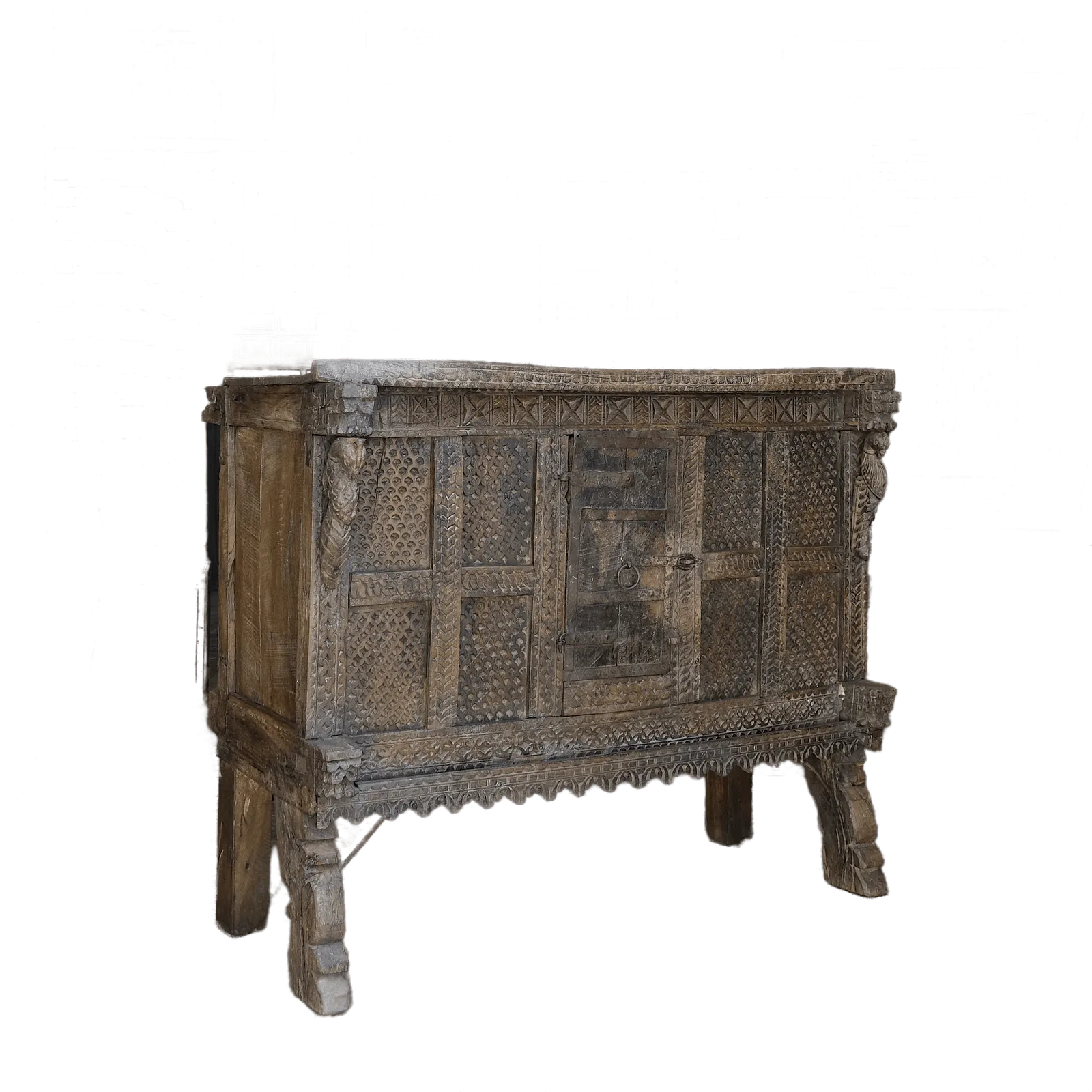 Old Damchiya   Carved Indian Furniture N°34