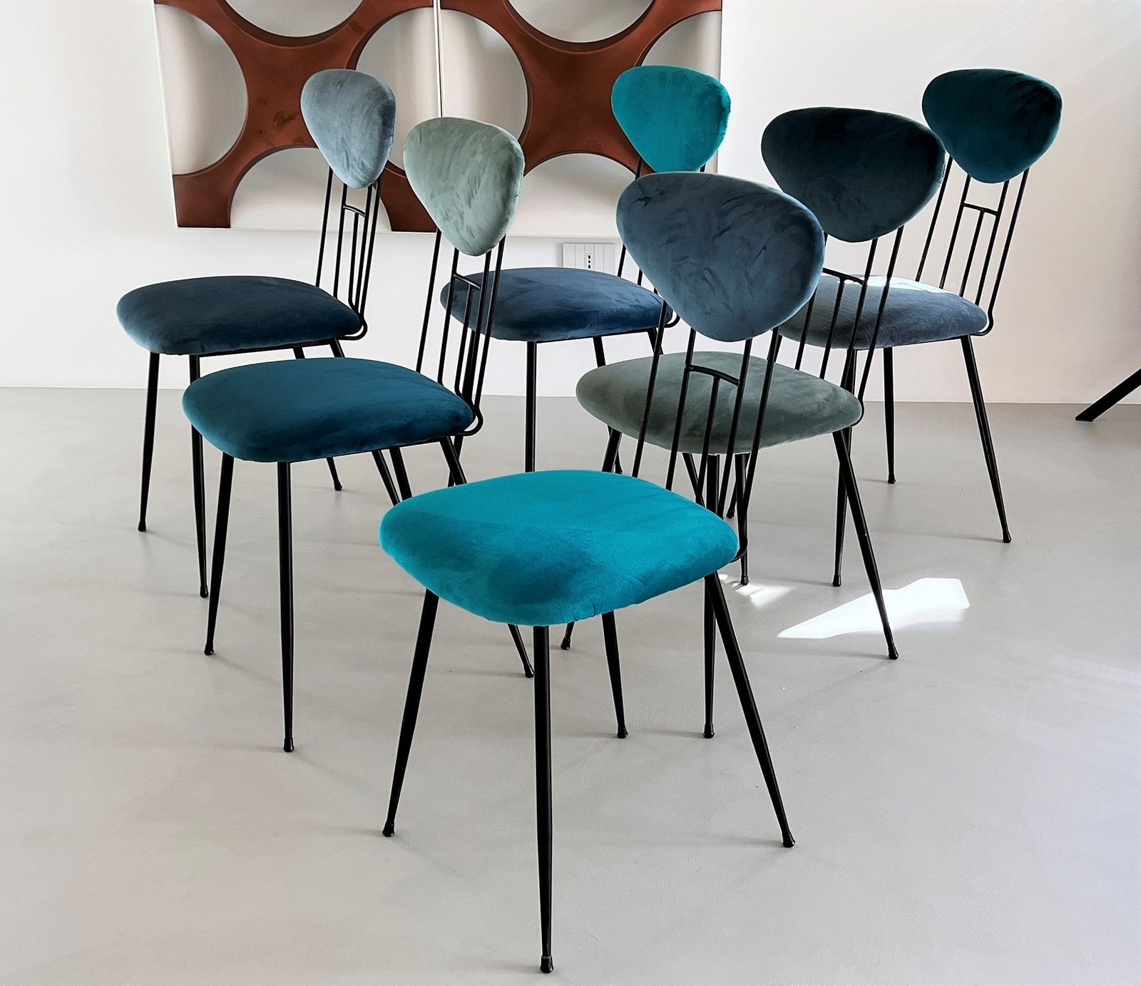 photo vintage Italian Midcentury Dining Or Kitchen Chairs Re Upholstered In Velvet, 1960s