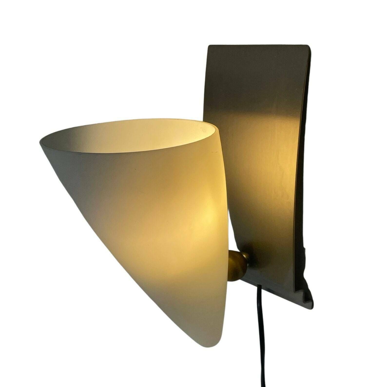 Vintage Herda Wandlamp   Memphis Stijl / Postmodern Design   Wit Matglas