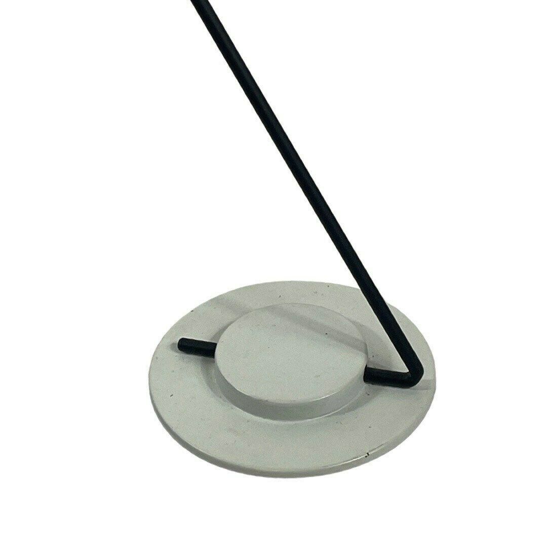 Nicolai Canetti   Artime / Artec   Memphis Style Desk Clock On Adjustable 'Z' Wire Frame photo 180.0
