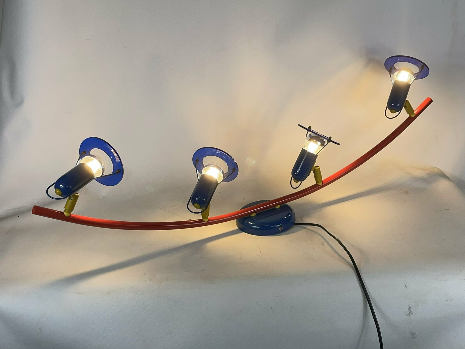photo furniture Vintage Plafond  Of Wandlamp   Memphis Stijl / Space Age   Vier Spots