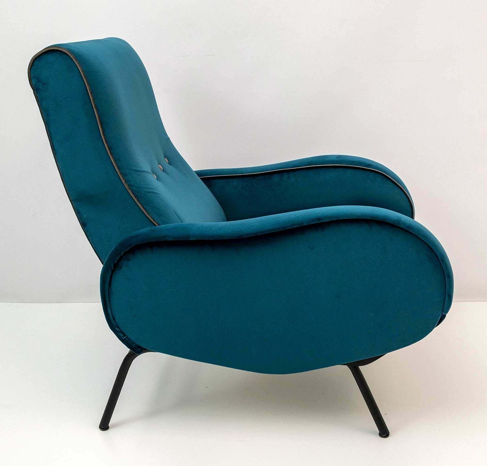 Marco Zanuso Mid Century Modern Italian Velvet Reclining Armchair, 1950s photo vinterior
