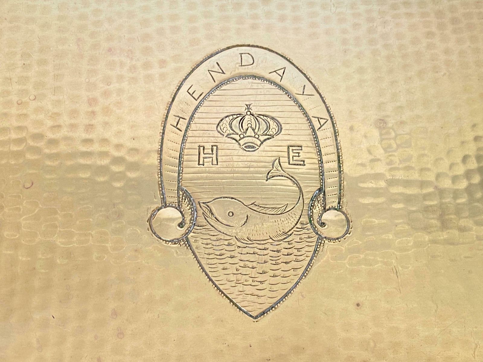 photo furniture Platter In Brass, Art Deco Period, Gold Colour, 2 Signed, France 1940