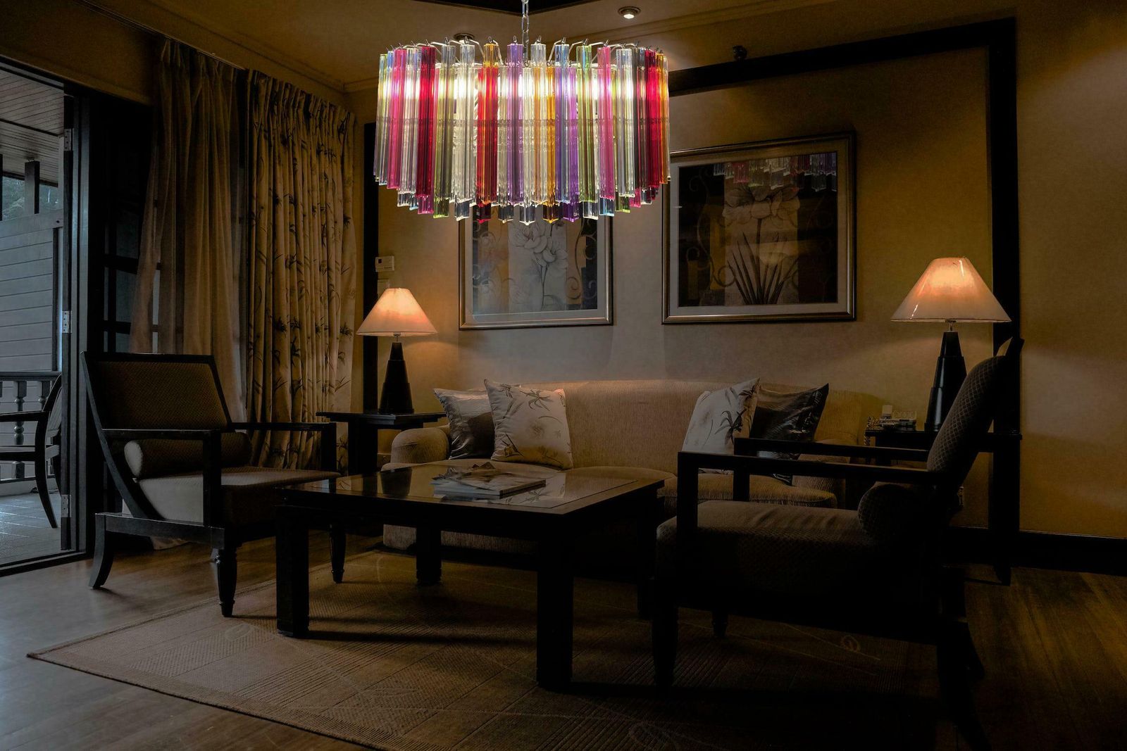 photo for sale Spectacular Triedri Murano Glass Chandeliers   265 Multicoloured And Clear Prism