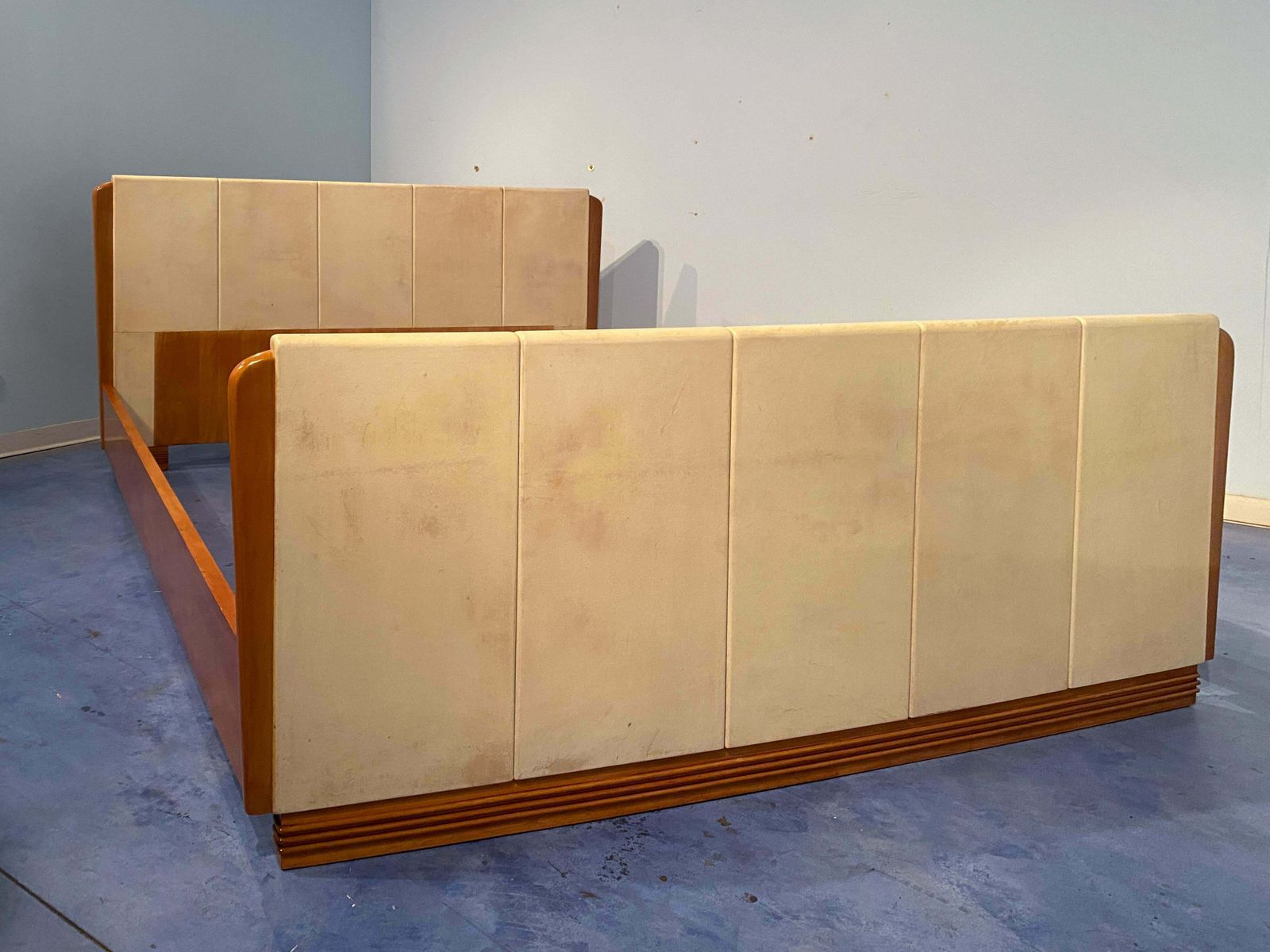 Italian Midcentury Cherry Parchment Bed By Osvaldo Borsani, 1950s photo Furniture