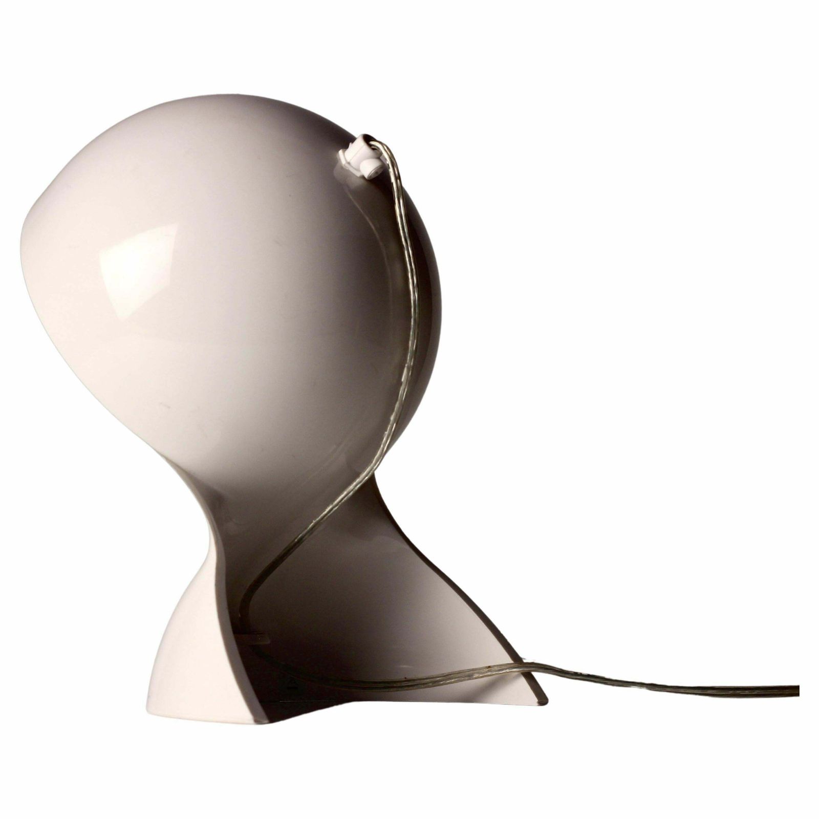 Dalu Table Lamp By Vico Magistretti For Artemide