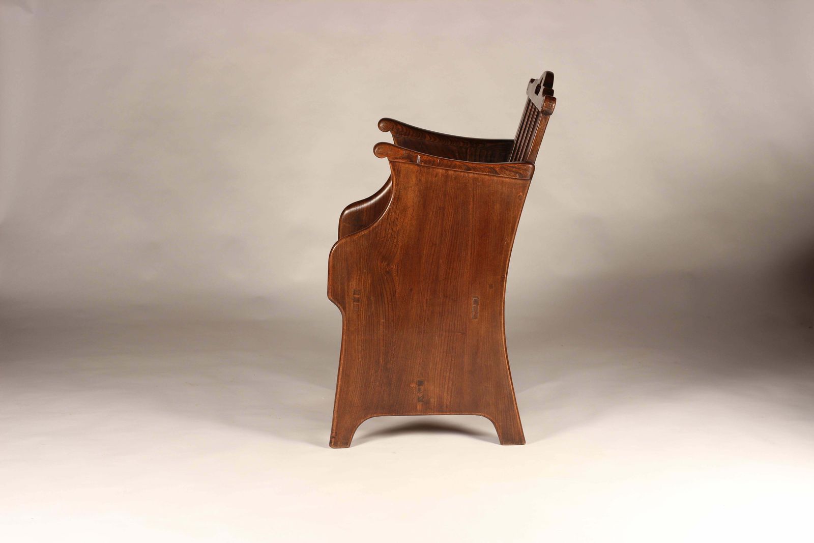 Set Of Elm Tub Arts And Crafts Chairs With Panelled Backs And Carry Handles photo vinterior