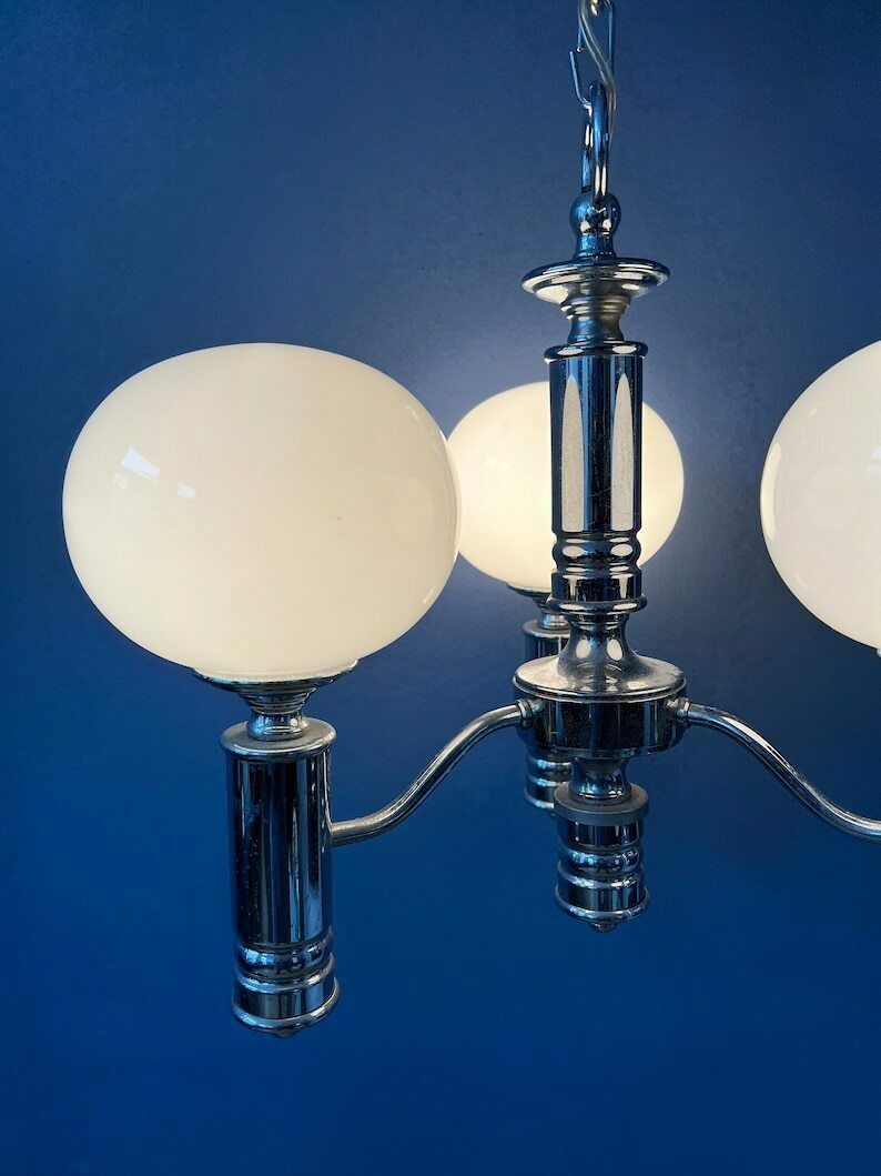 Mid Century Hanglamp Van Wit Opaalglас Met Chromen Frame photo 415.72