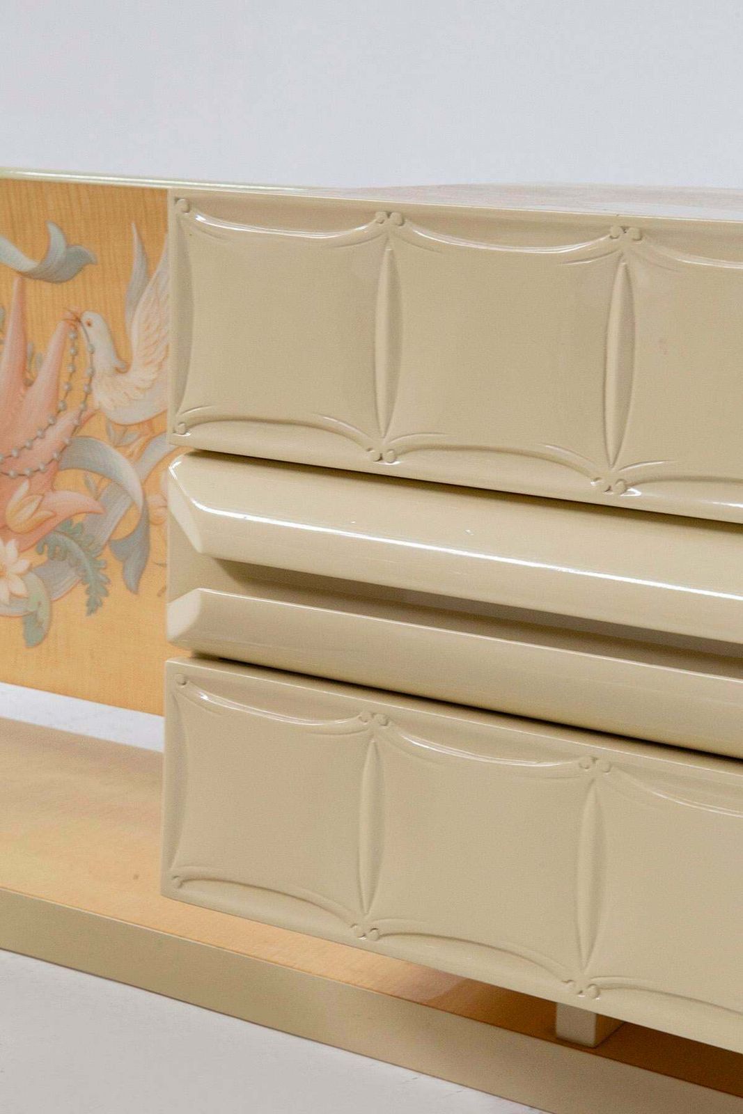 Italian Chest Of Drawers By Giovanni Gariboldi In Inlaid Wood And Glass photo vinterior