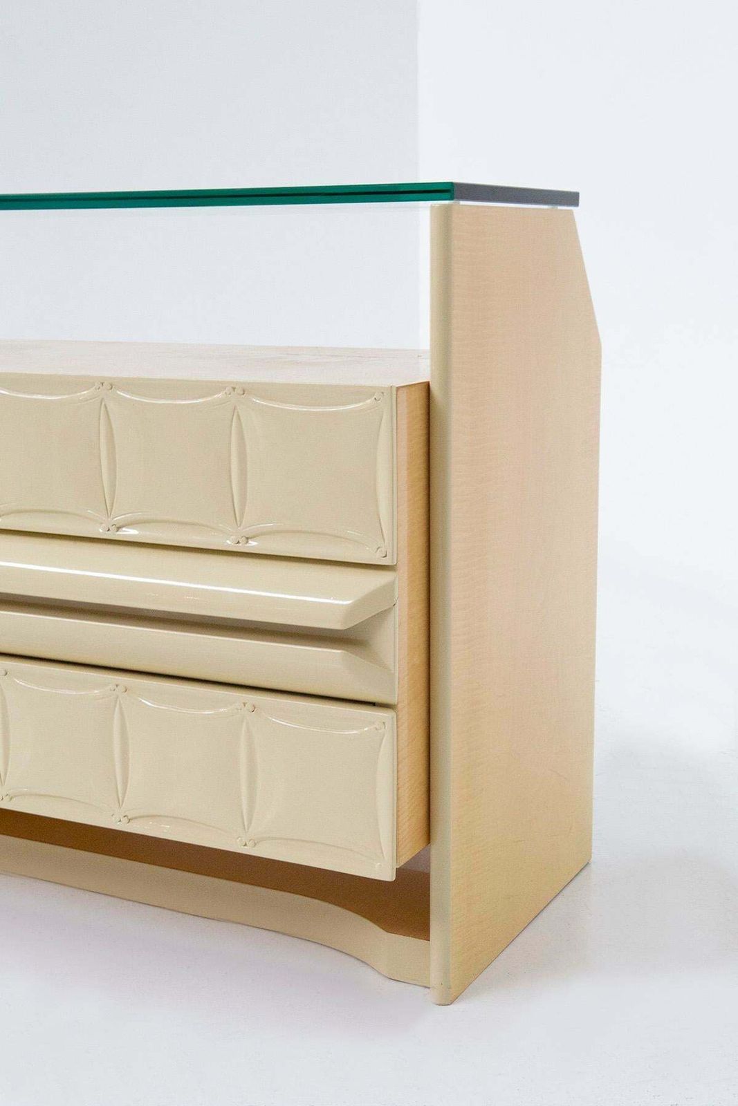Italian Chest Of Drawers By Giovanni Gariboldi In Inlaid Wood And Glass photo vintage
