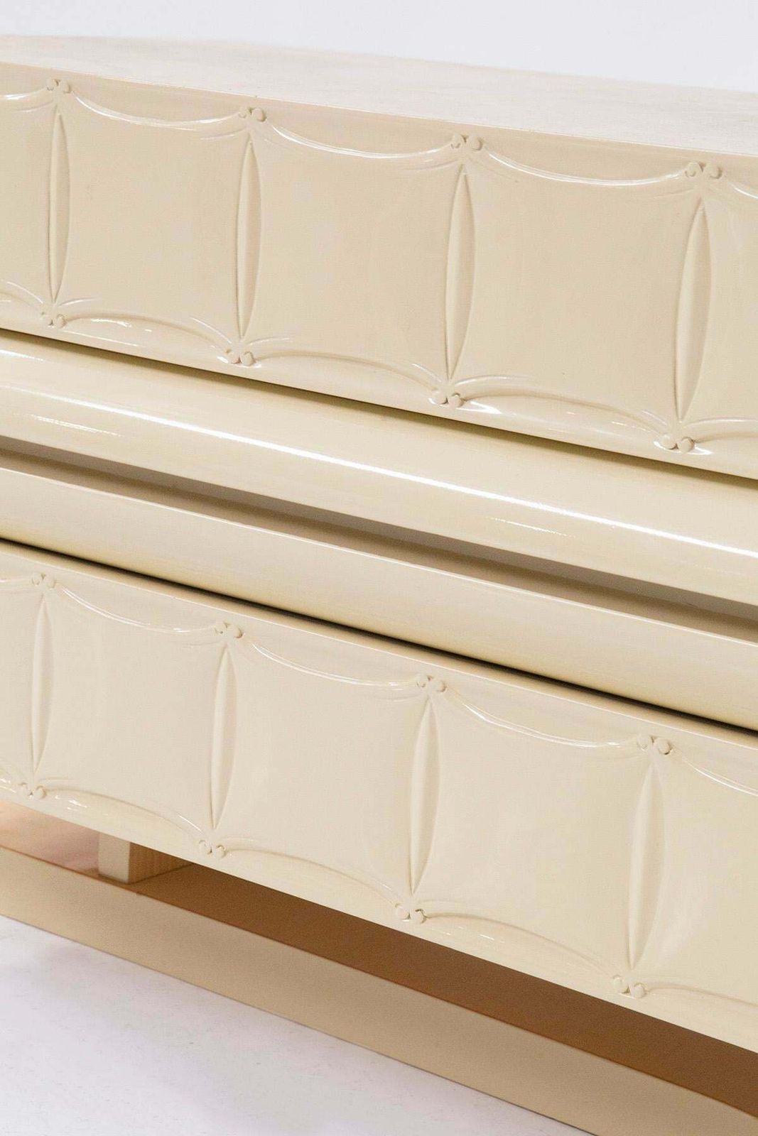 photo furniture Italian Chest Of Drawers By Giovanni Gariboldi In Inlaid Wood And Glass