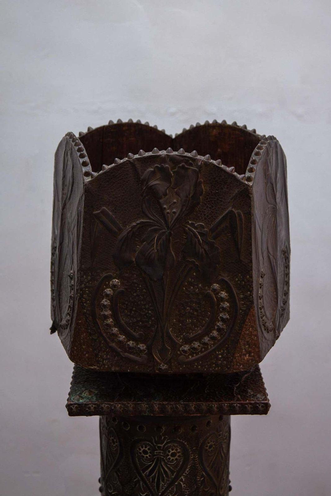photo furniture Art Nouveau Pedestal And Planter In Hammered Copper By Large Iris Flowers