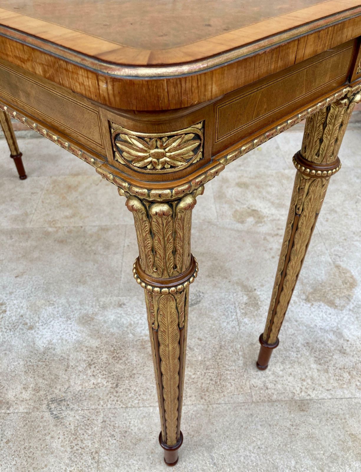 photo for sale Console mid-century française en placage de noyer et de chêne, années 1960