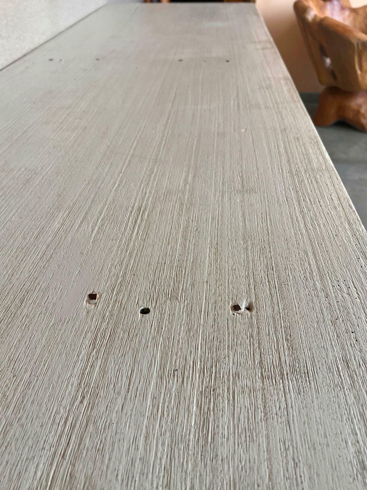 Mobilier Grande table console ou de milieu, peinte en blanc, pieds en lyre, XIXe siècle photo
