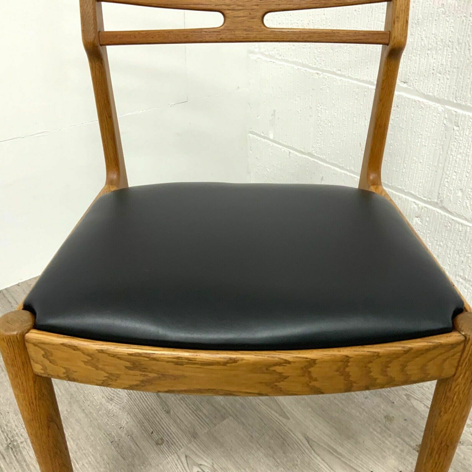 2250.0 Set Of 6 Danish Johannes Andersen Model 101 Dining Chairs For Vamo Sonderborg photo