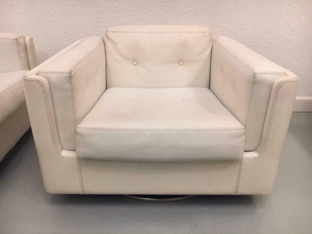 Pair Of Swiveling White Faux Leather "Montenapo" Armchairs By Zanotta Italy 1965 photo 4494.0