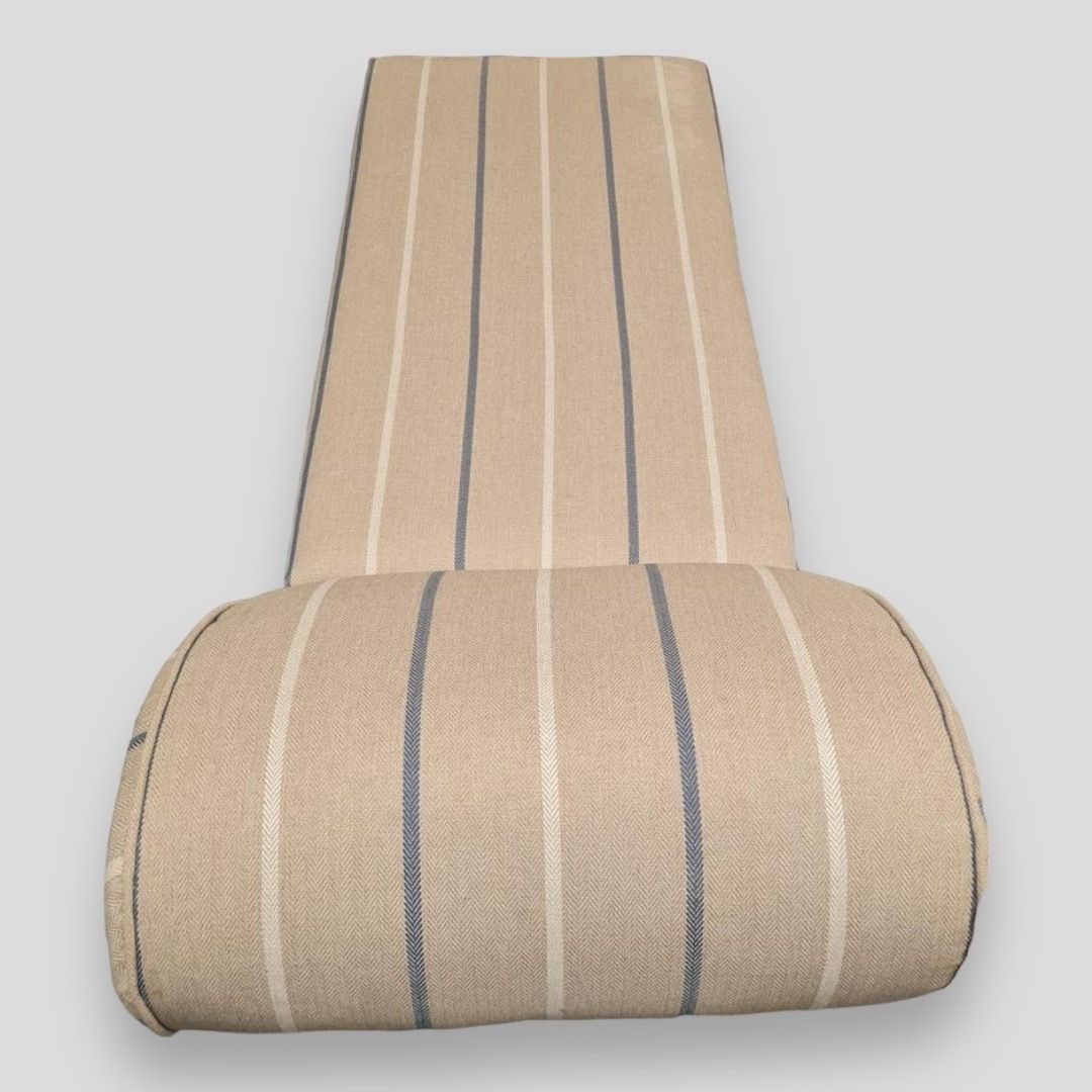 Smart Modern Ottoman Day Bed With Lift Up Top For Storage photo for sale
