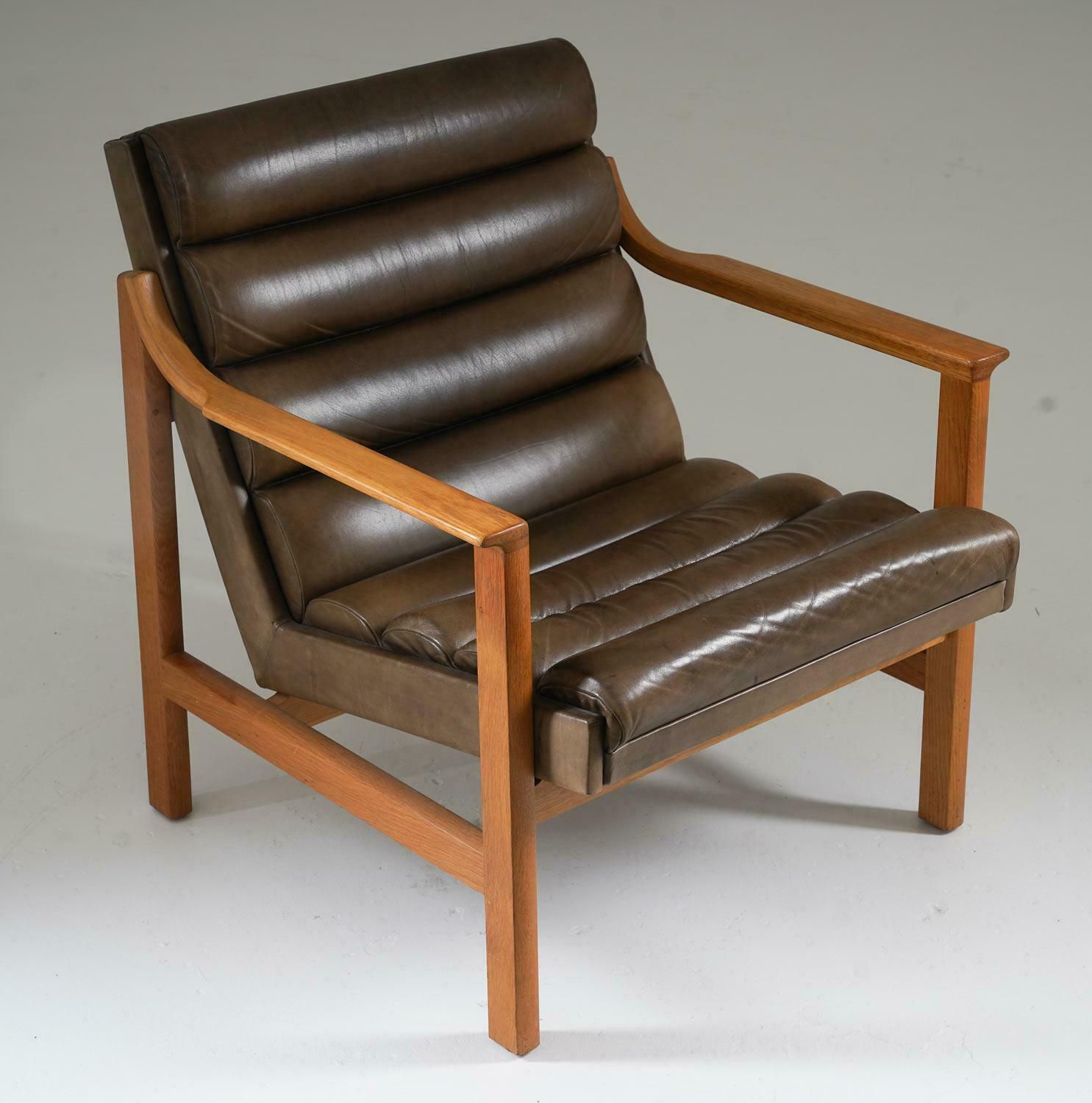 Mid Century Swedish Lounge Chairs By Karl Erik Ekselius For Joc Vetlanda photo for sale