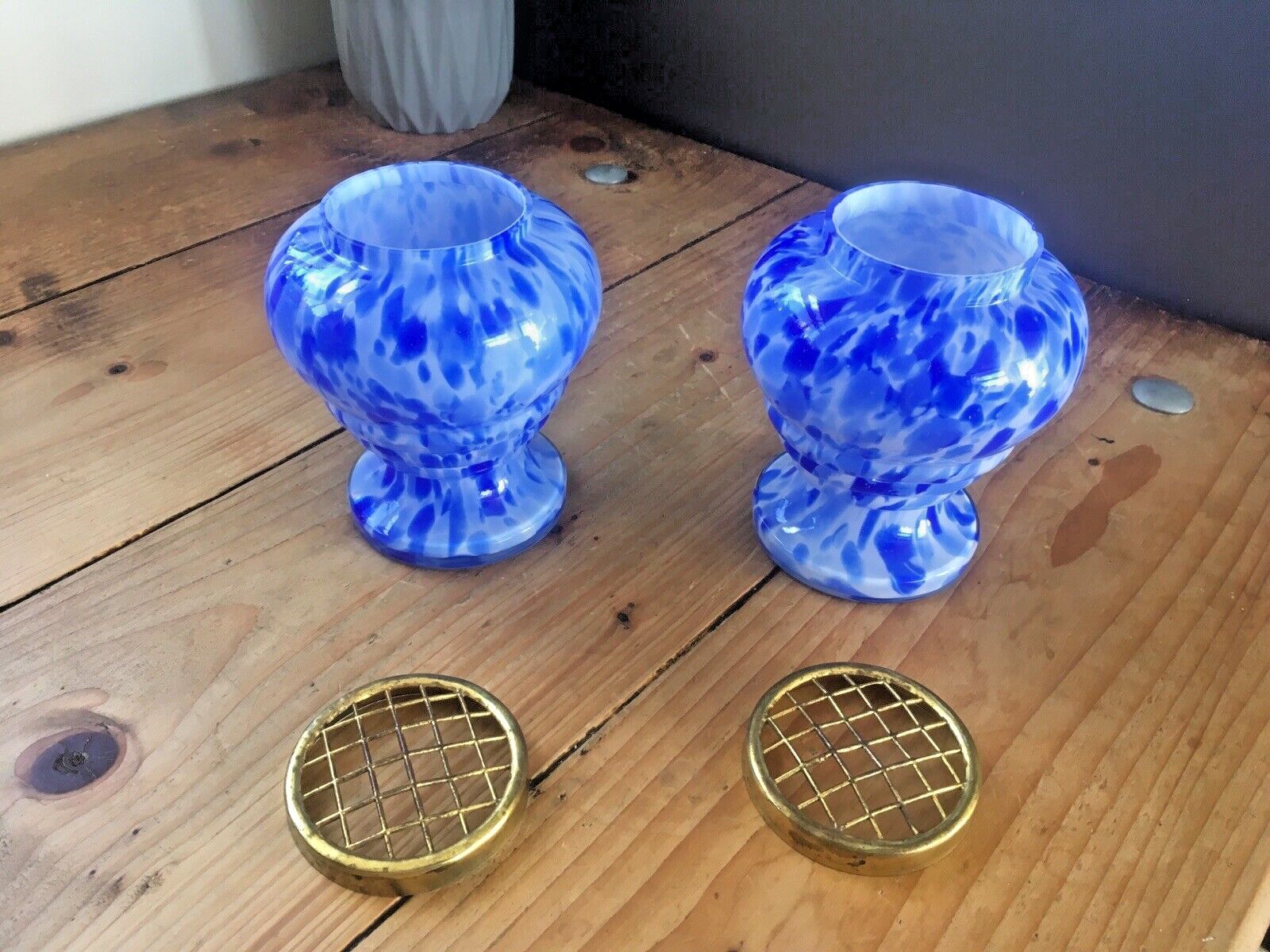Superb Pair Of Art Deco Bohemian Czech Spatter Glass Posy Frog Vase Franz Welz photo vintage
