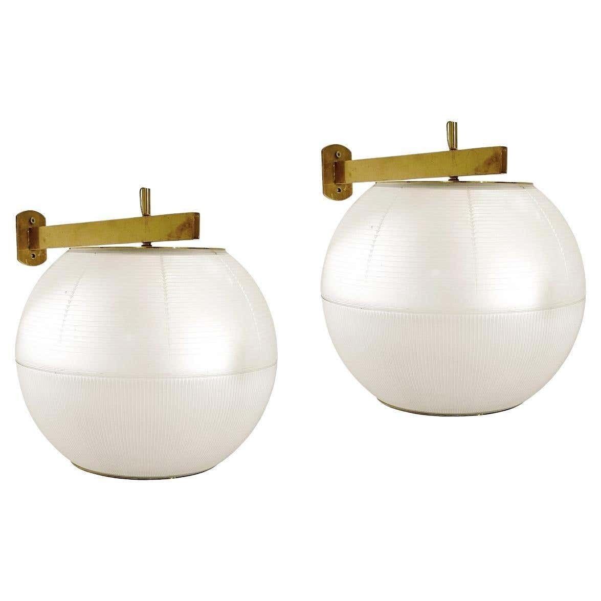 Mid Century Modern Pair Of Wall Lights By Galassia, Italy, 1960s