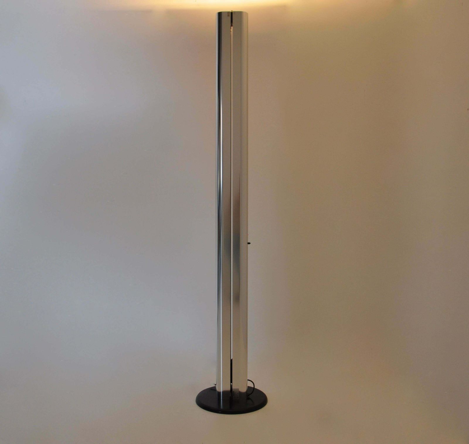 Megaron Floor Lamp By Gianfranco Frattini For Artemide, 1970s photo for sale