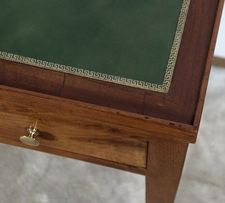 Small Mahoganytable, Louis XVI, Late 18th Century photo vinterior