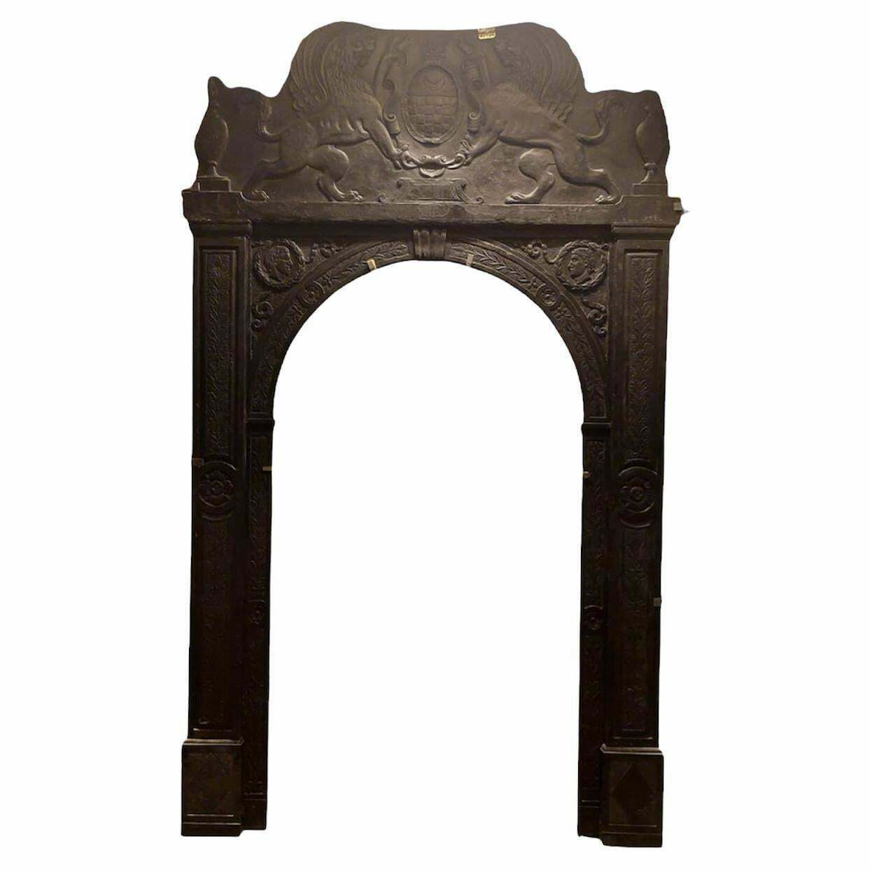 Important And Antique Portal Frame In Black Slate, 16th Century, Italy Genoa
