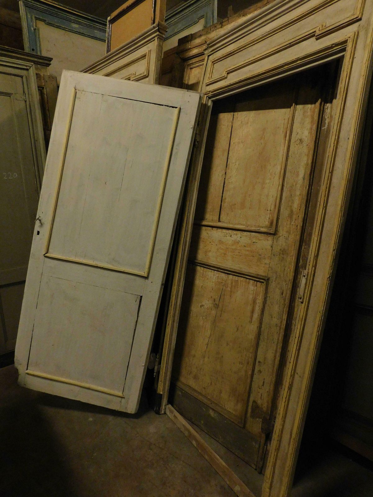 Set Of 2 Painted And Lacquered Interior Doors With Frame, 18th Century, Italy photo vintage