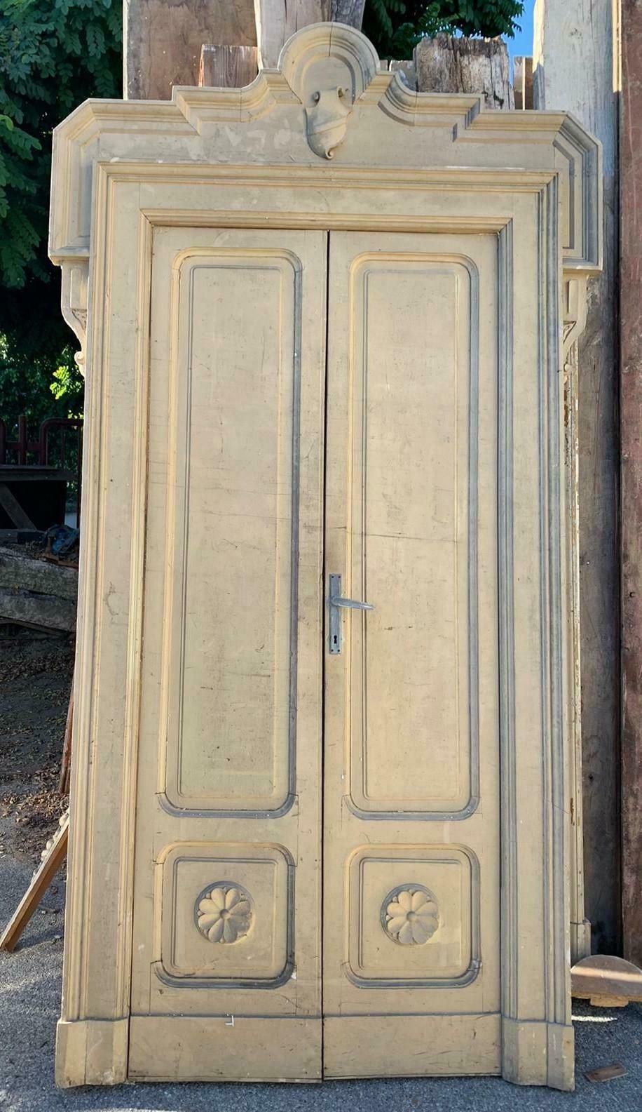 N.3 Lacquered Interior Double Doors With Carved Frame, 19th Century Italy photo furniture