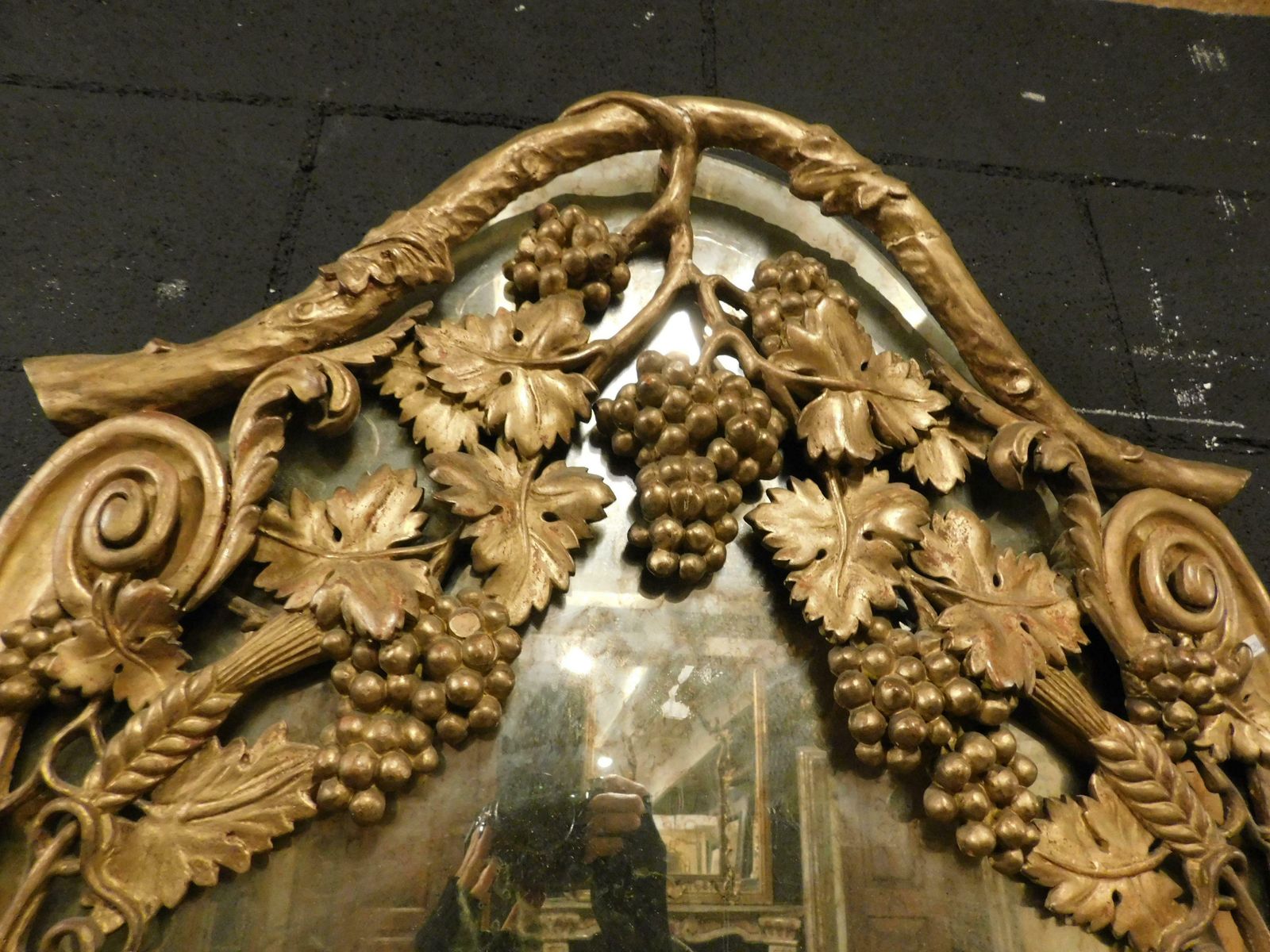 Mirror Carved With Grapes And Gilded, 19th Century Italy photo buy