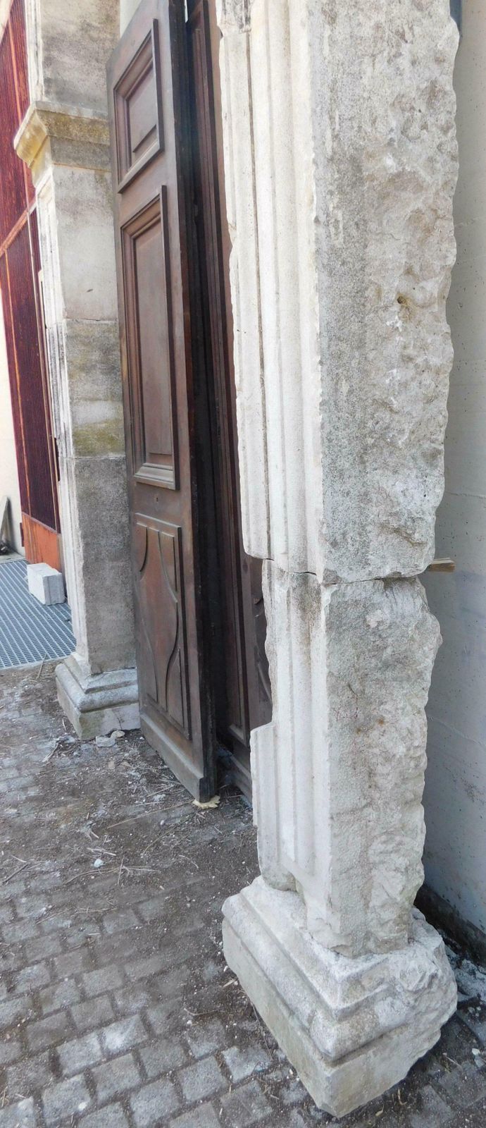 photo furniture Stone Portal, Frame For Entrance Door, Carved From The 17th Century, Italy
