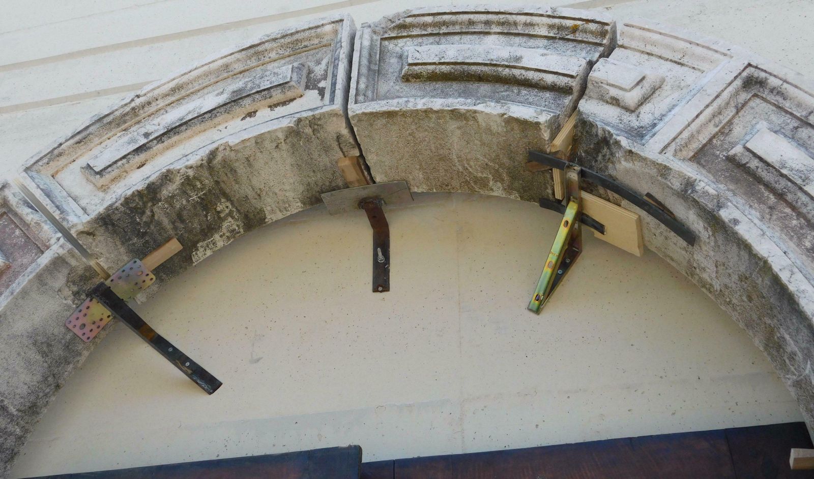 photo for sale Stone Portal, Frame For Entrance Door, Carved From The 17th Century, Italy