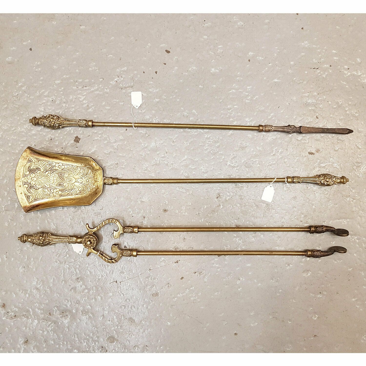 Antique Brass Companion Set 2317