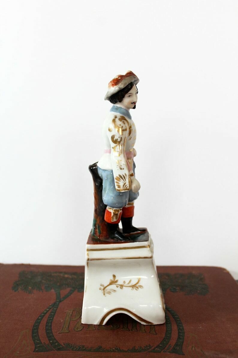 Antique 19th Century Porcelain Figurine, Porcelain Of Paris Or Brussels, Polychrome And Gold Painted, Pen Quill Holder, Style Jacob Petit photo vintage
