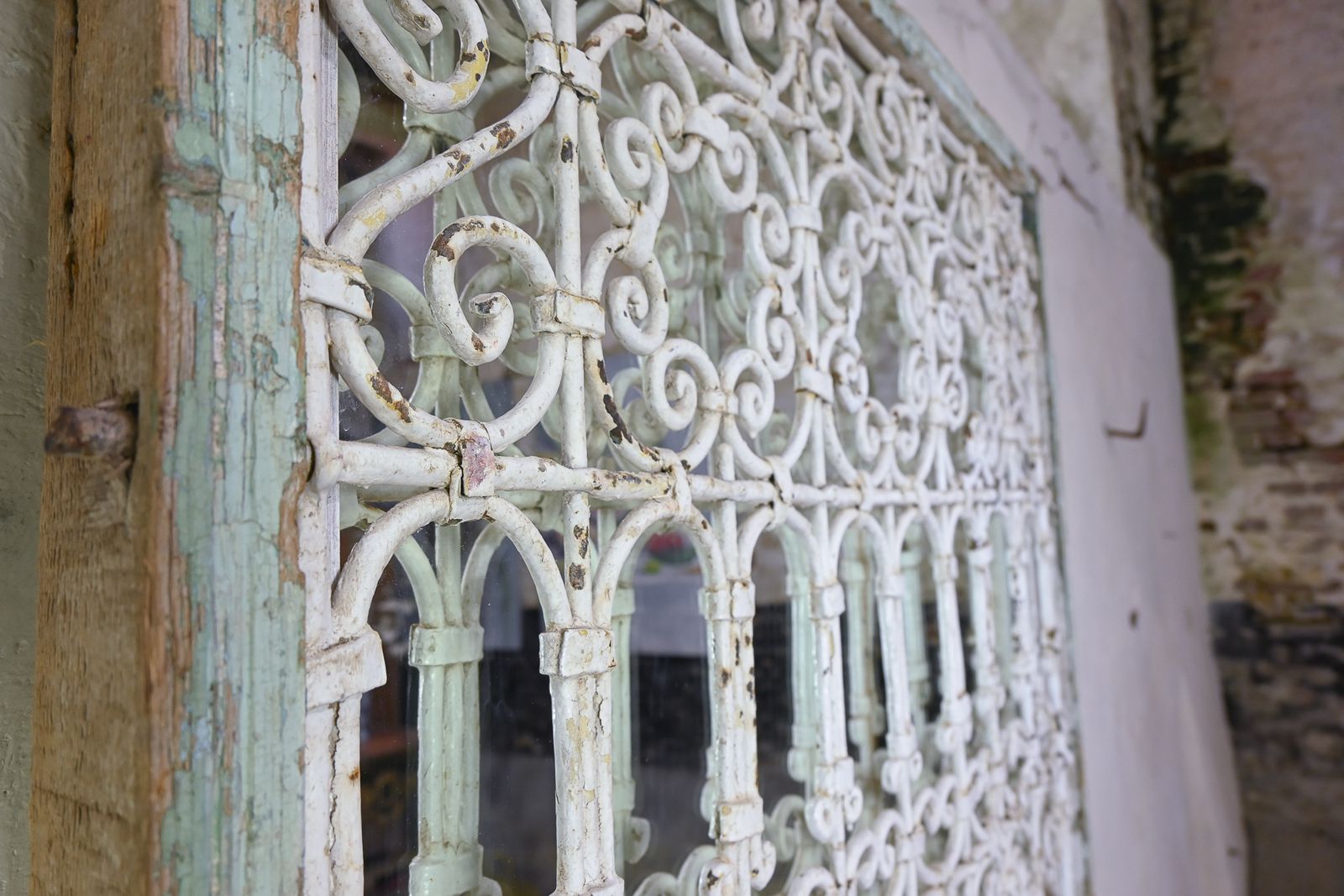 A 19th Century French Wrought Iron Mirror   Garden photo furniture