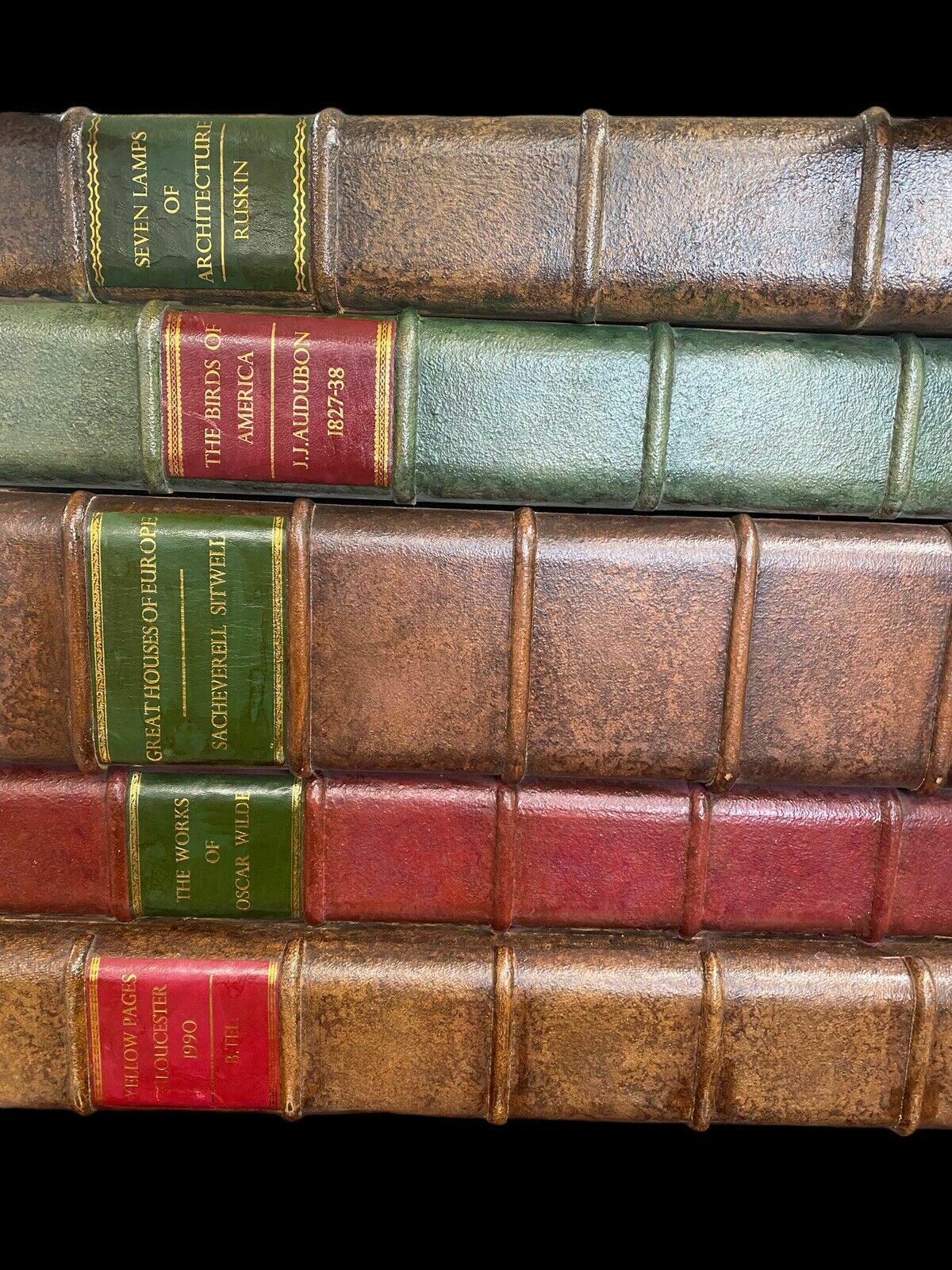 Stunning Stacked Leather Book Form Coffee Table Ocasional Side Bevelled Glass photo for sale