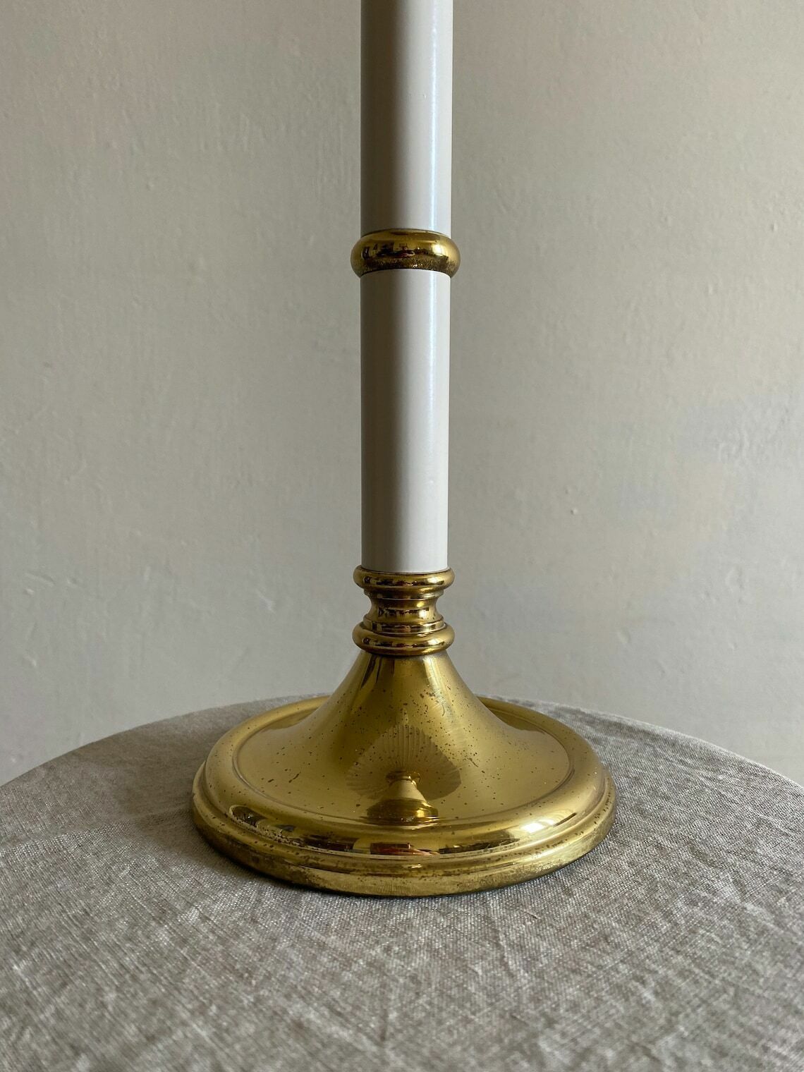 Brass And Lacquered Vintage Table Lamp, Mid Century Accent Light With White And Gold Colour Tones photo buy
