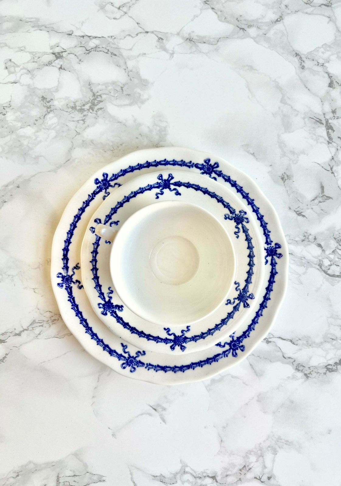 Royal Crown Derby   Early 1900 Blue And White Tea Set With Decor Of Garlands And Bows   18 Pieces photo for sale