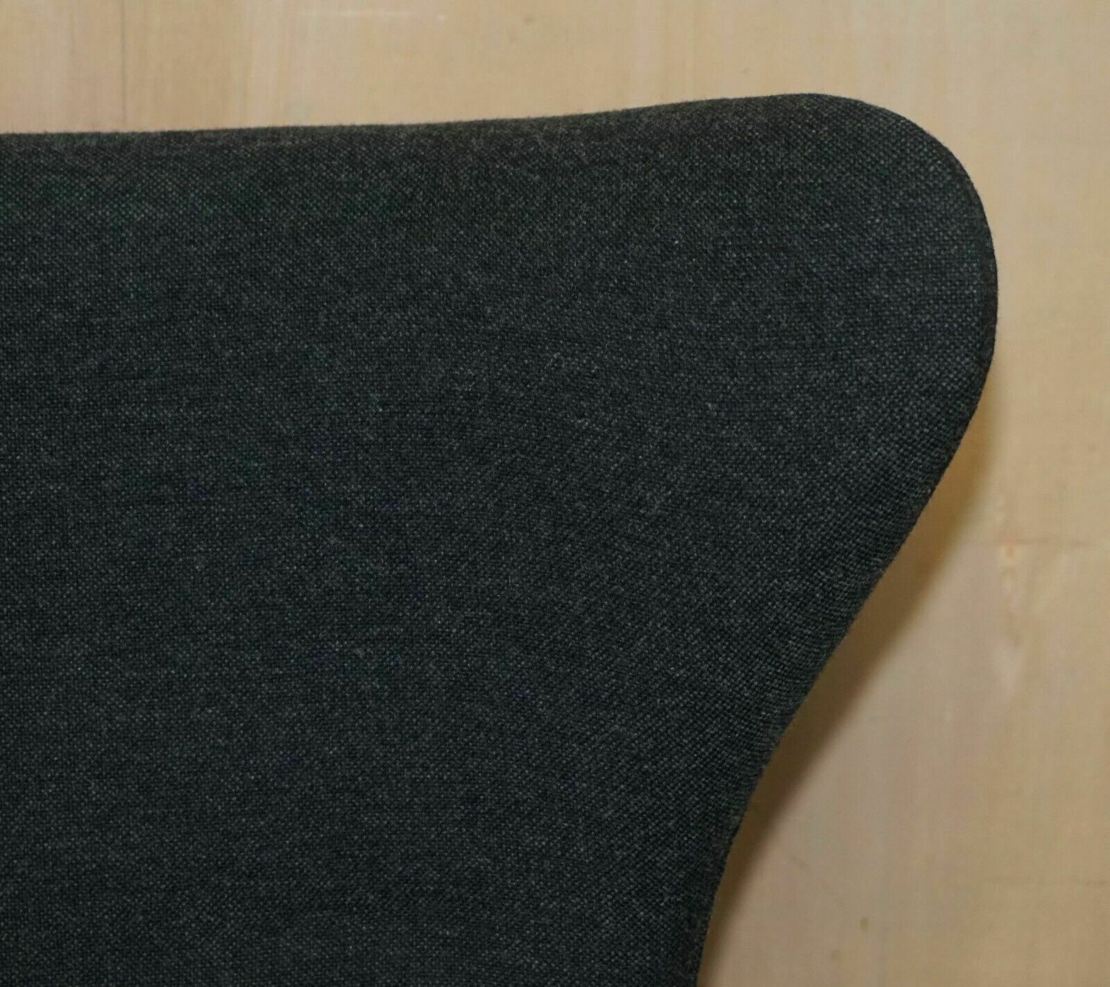 Original 1996 Stamped Fritz Hansen Egg Chair In Black / Grey Fabric photo vinterior